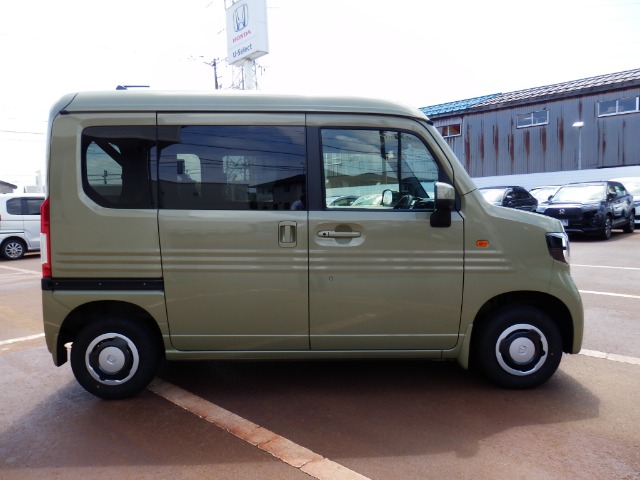 Honda N-VAN 4