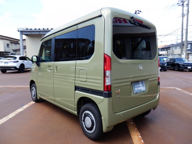 Honda N-VAN 9