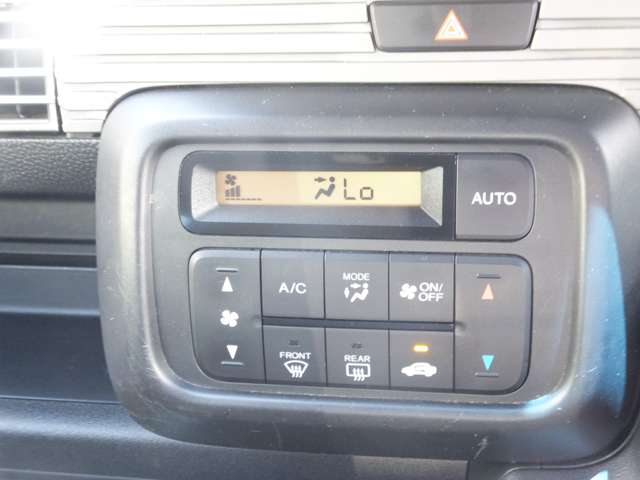 Honda N-VAN 12