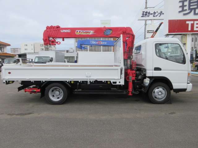 Mitsubishi Fuso Canter 2