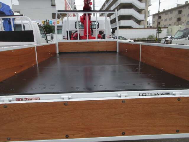 Mitsubishi Fuso Canter 4