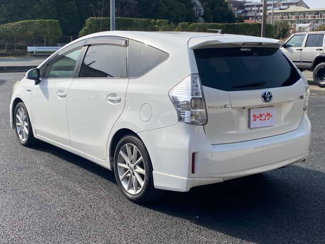 Toyota Prius α 2