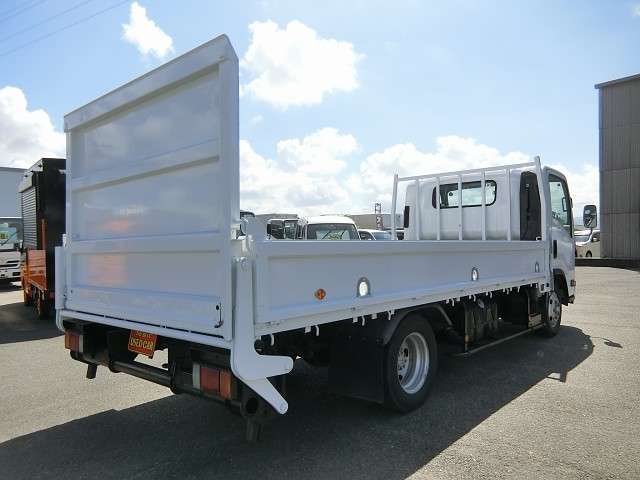 Isuzu Elf 5