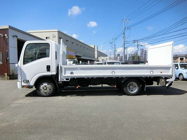 Isuzu Elf 6