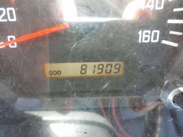 Isuzu Elf 8