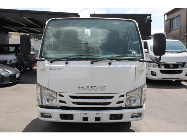 Isuzu Elf 2
