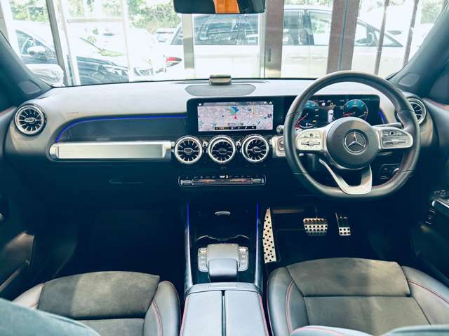 Mercedes-Benz GLB 4