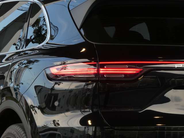 Porsche Cayenne 4