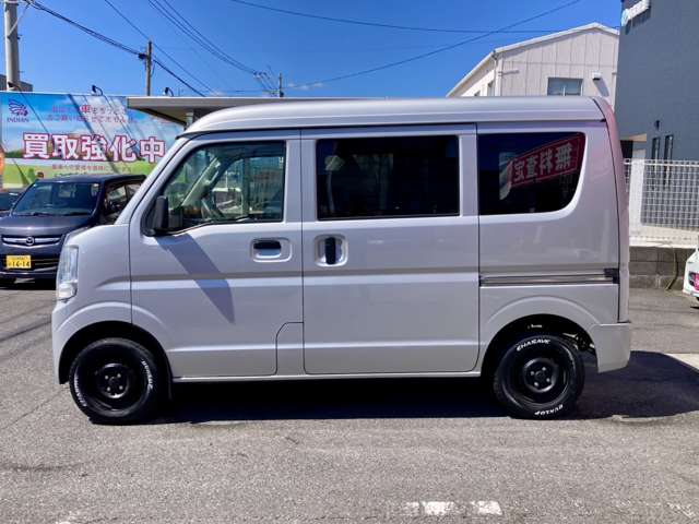 Nissan NV100 Clipper 11