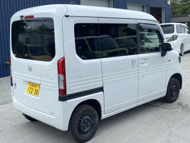 Honda N-VAN 8