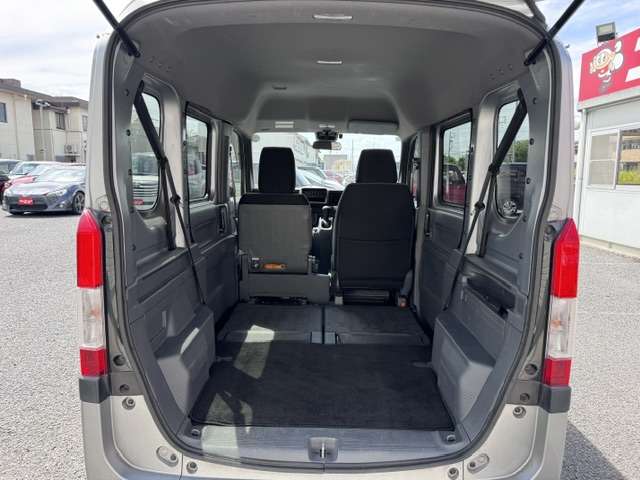 Honda N-VAN 12