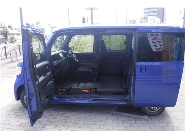 Honda N-VAN 9