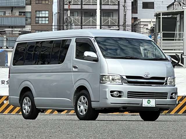 Toyota Hiace 3