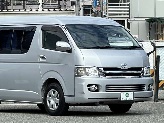 Toyota Hiace 10