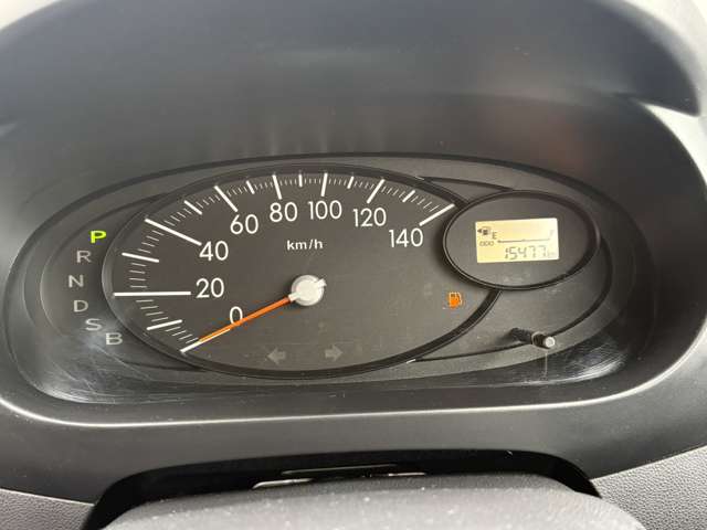 Daihatsu Mira 8
