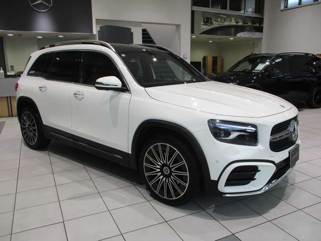 Mercedes-Benz GLB 4