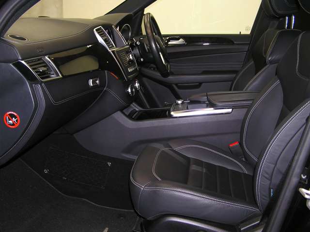 Mercedes-Benz MClass 11
