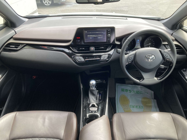 Toyota C-HR 2