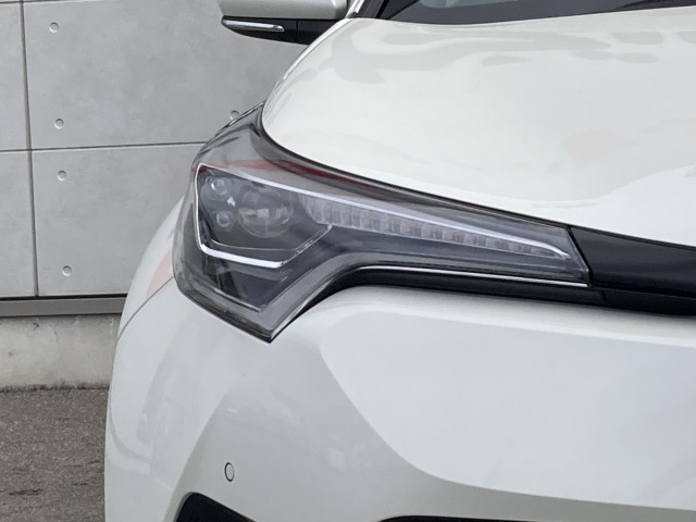 Toyota C-HR 8