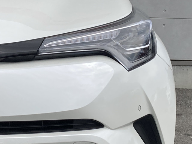 Toyota C-HR 10