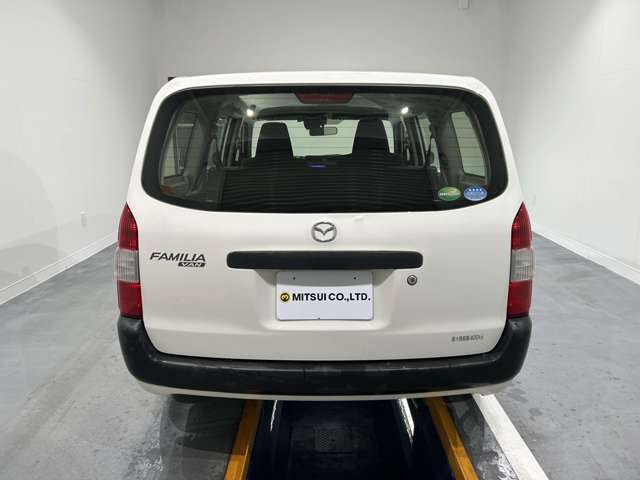 Mazda Familia Van 7