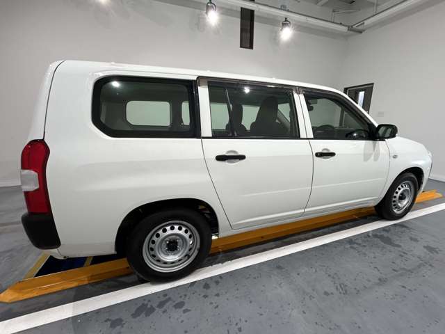 Mazda Familia Van 9
