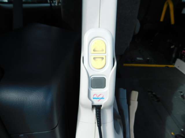 Toyota Hiace Van 3