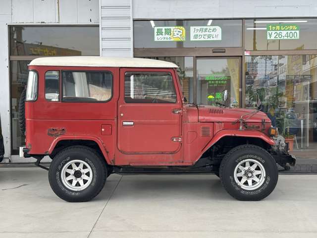 Toyota Land Cruiser 40 2