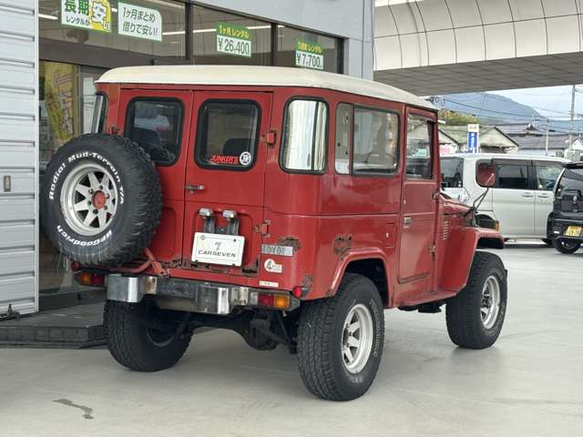 Toyota Land Cruiser 40 3