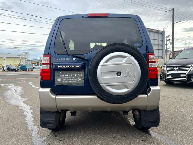 Mitsubishi Pajero Mini 11