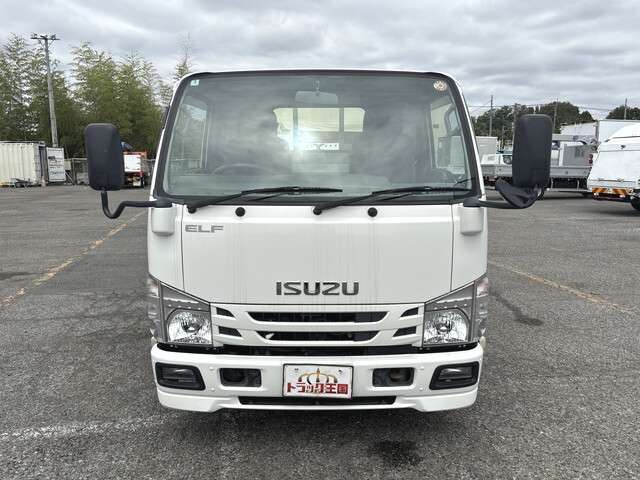 Isuzu Elf 3