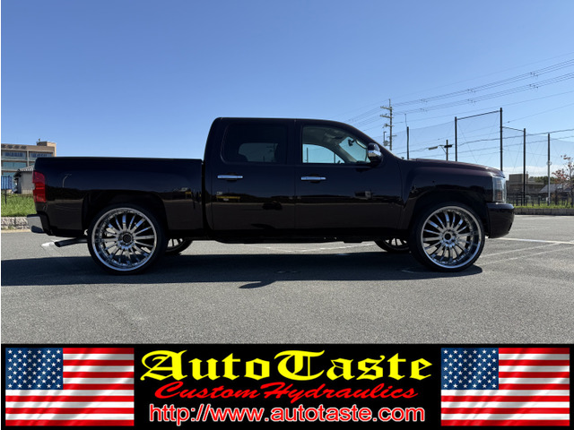 Chevrolet Silverado 12