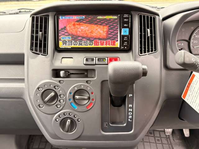 Toyota Town Ace Van 8