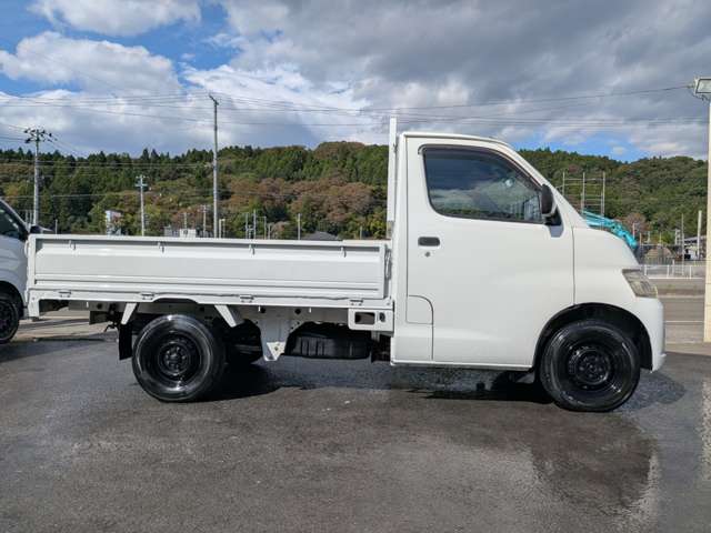 Toyota Town Ace Truck 11