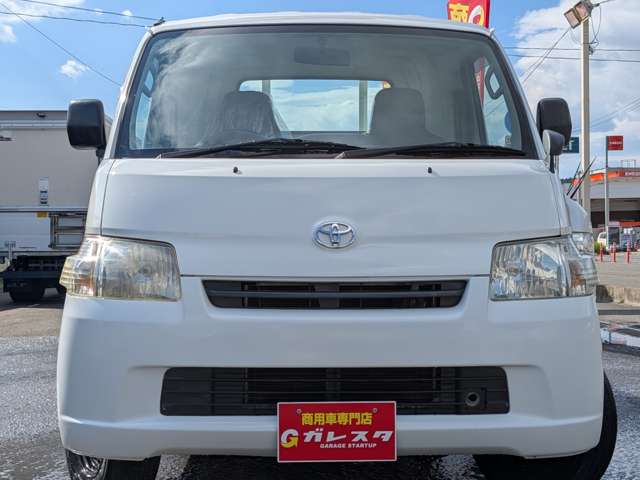 Toyota Town Ace Truck 4