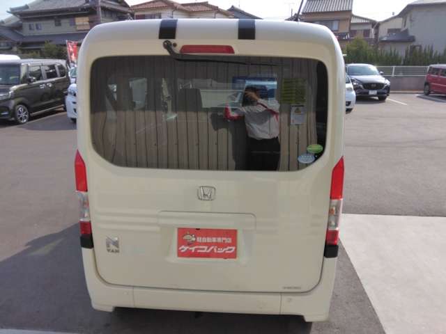 Honda N-VAN 10