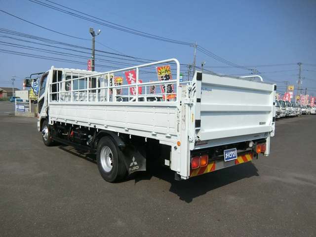 Mitsubishi Fuso Fighter 4