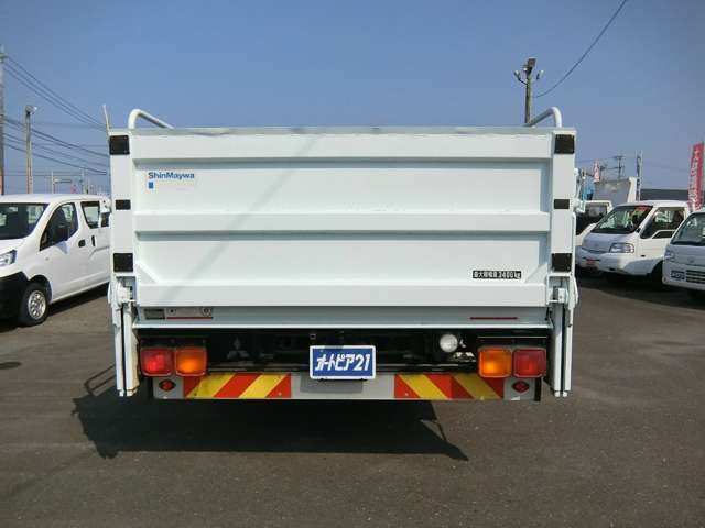Mitsubishi Fuso Fighter 5