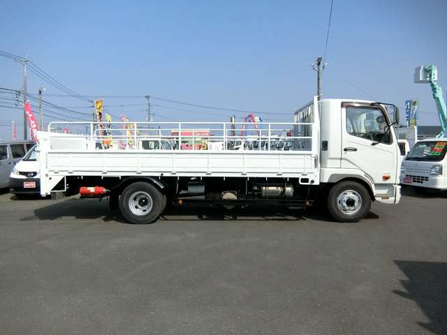 Mitsubishi Fuso Fighter 9
