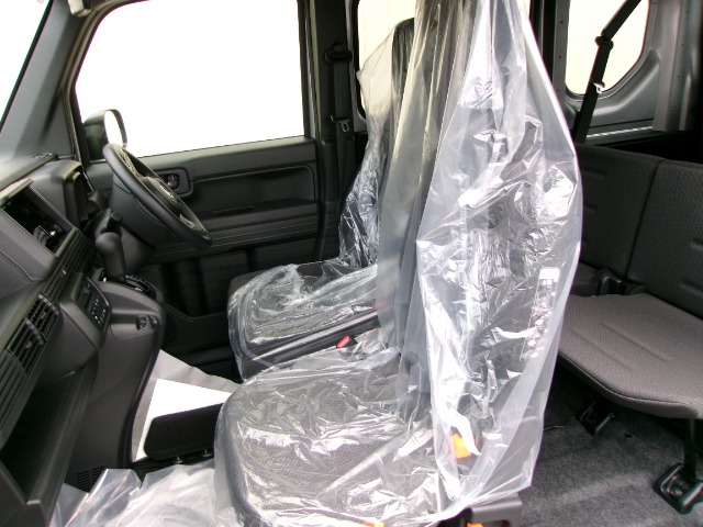 Honda N-VAN 7