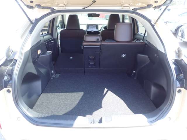 Toyota Yaris Cross 12