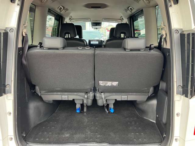 Nissan Serena 12