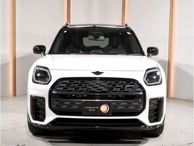 MINI Countryman 8
