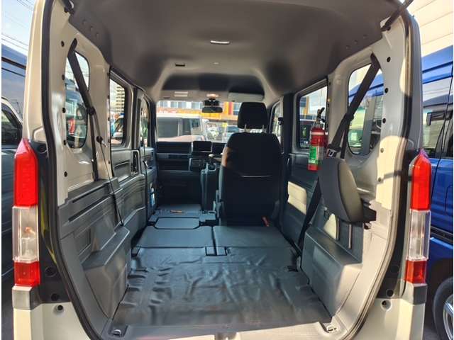 Honda N-VAN 9