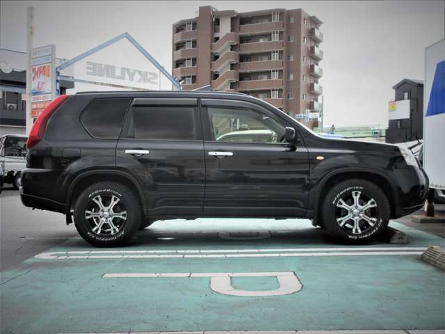 Nissan X-Trail 9
