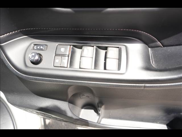 Toyota Esquire 11
