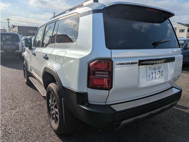 Toyota Land Cruiser 250 11