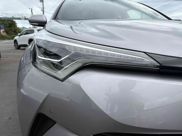 Toyota C-HR 12