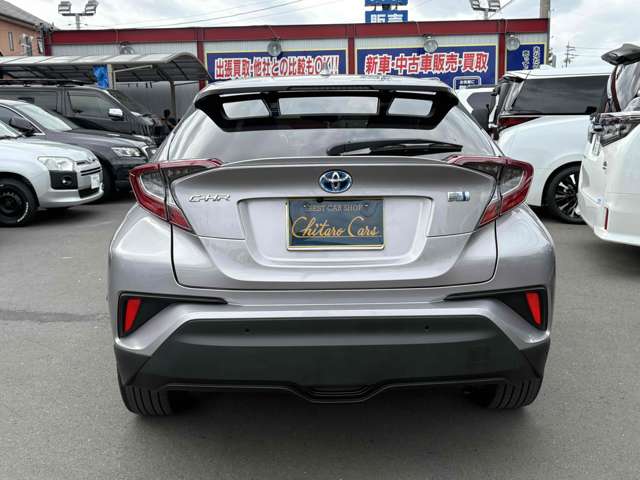 Toyota C-HR 6