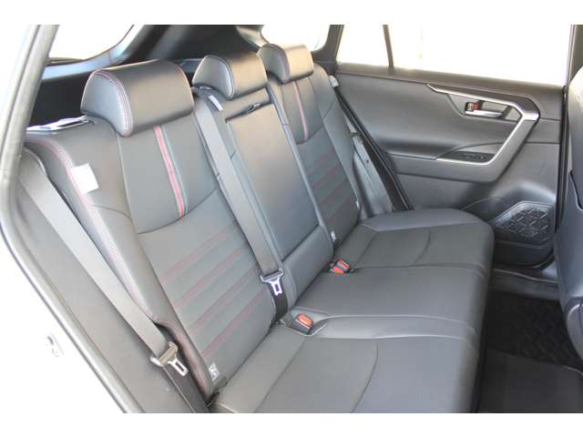 Toyota RAV4 10
